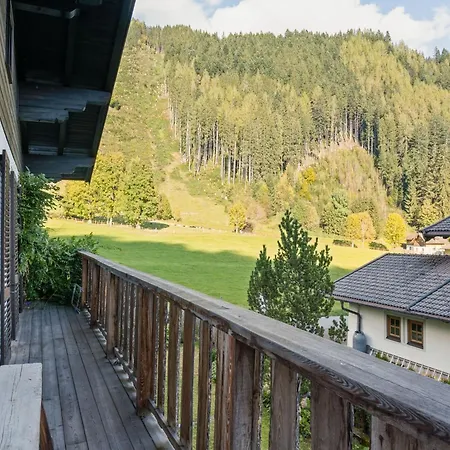 Dağ evi Stylish Holiday Apartment In Leogang Salzburgerland Near Ski Area