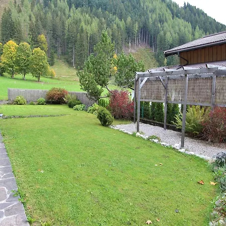Stylish Holiday Apartment In Leogang Salzburgerland Near Ski Area Dağ evi *