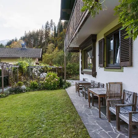 Stylish Holiday Apartment In Leogang Salzburgerland Near Ski Area Dağ evi *