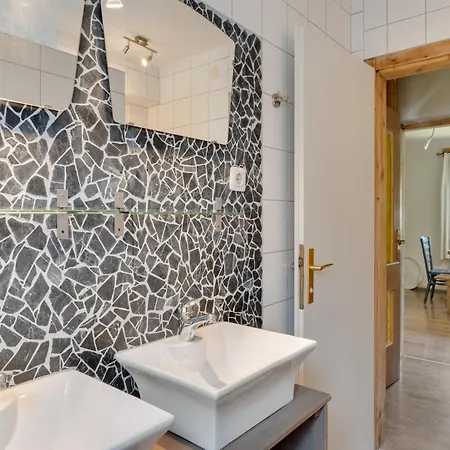 Stylish Holiday Apartment In Leogang Salzburgerland Near Ski Area Leogang