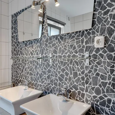 Stylish Holiday Apartment In Leogang Salzburgerland Near Ski Area * Leogang