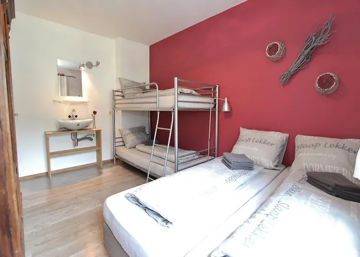 シャレー In Area In *