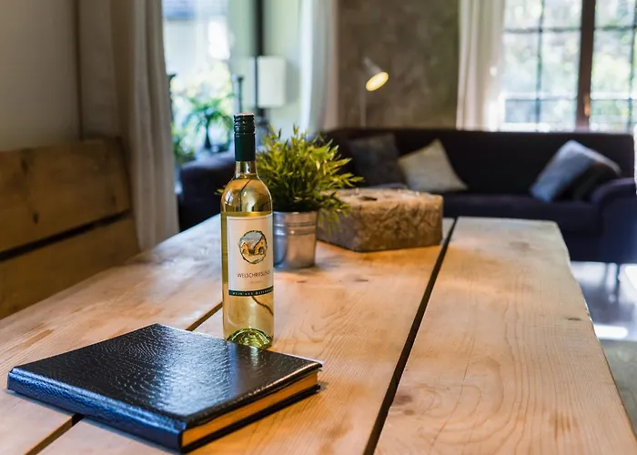 In Area In シャレー レオガング