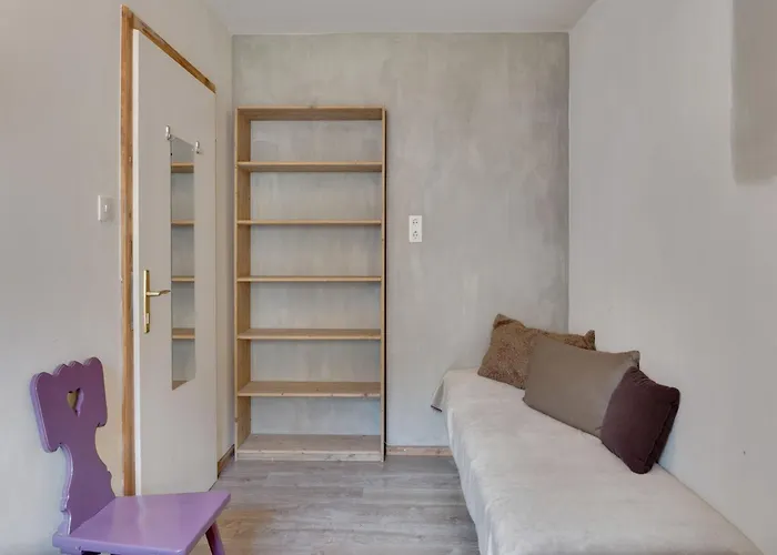 シャレー In Area In *