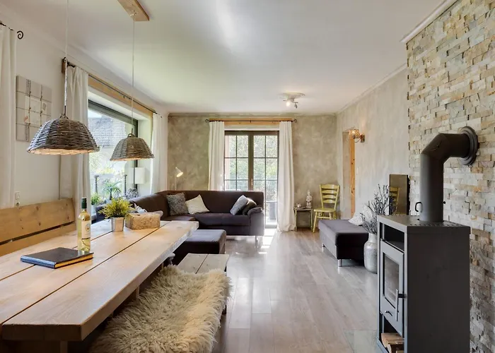 シャレー In Area In *